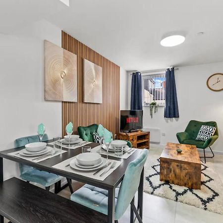 A Stylish Luxury 2 Bedroom Duplex Apartment Cardiff Esterno foto
